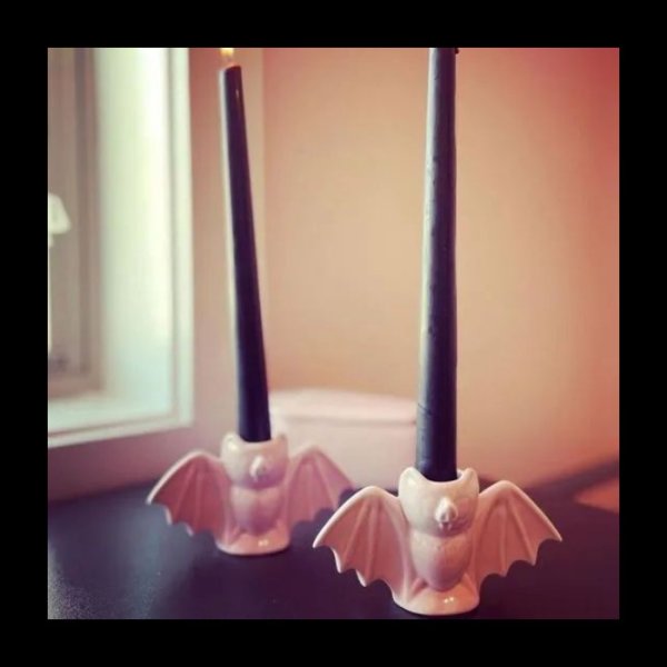 画像1: 🎍お正月限定🎍訳ありSALE / BAT CANDLESTICK HOLDERS / PINK【SOURPUSS】 (1)