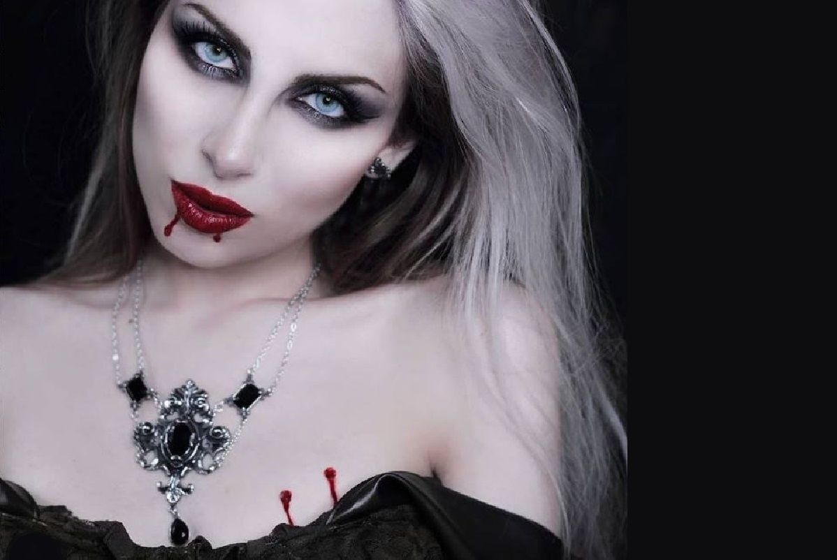 95％以上節約 Alchemy Gothic: クイーン オブ ザ ナイト 夜の女王
